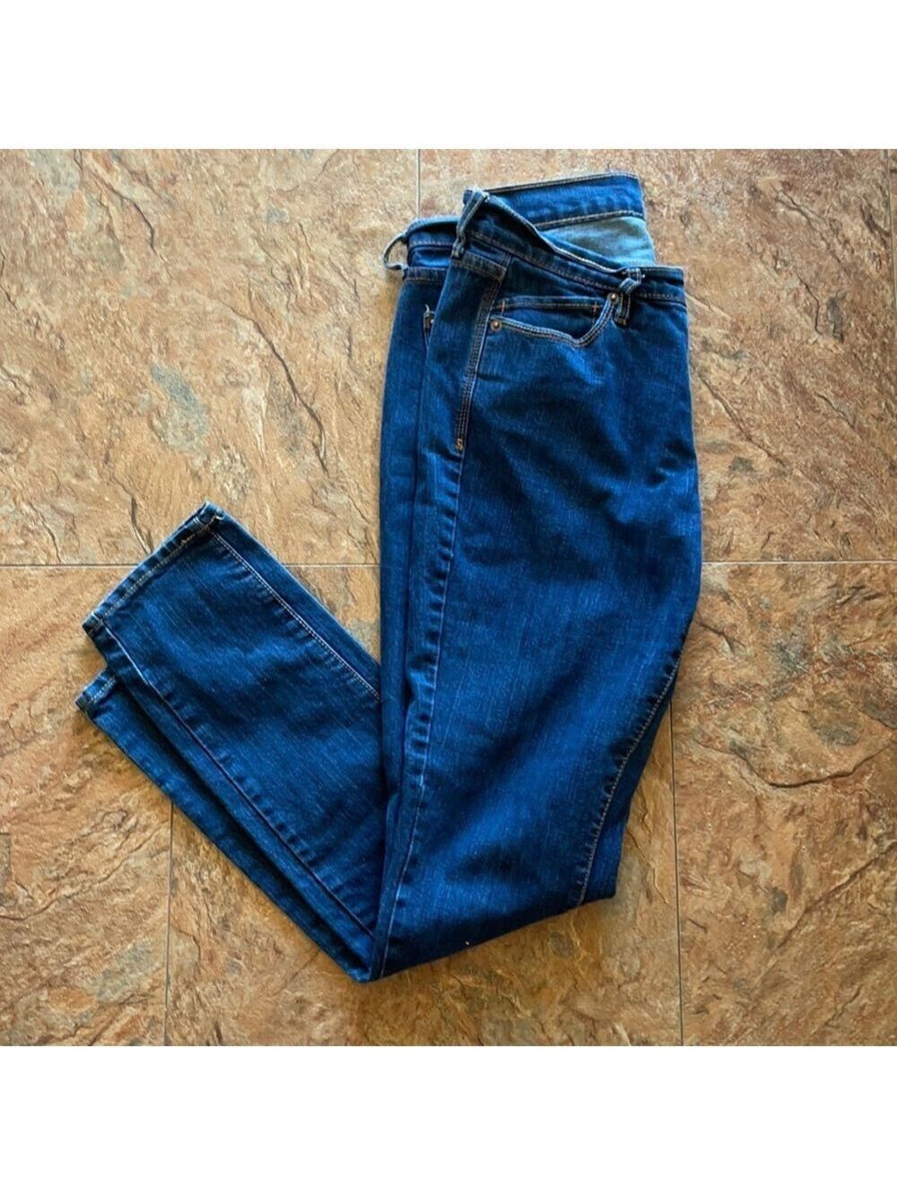 Old Navy Flirt Jeans size 8 regular🔥🔥